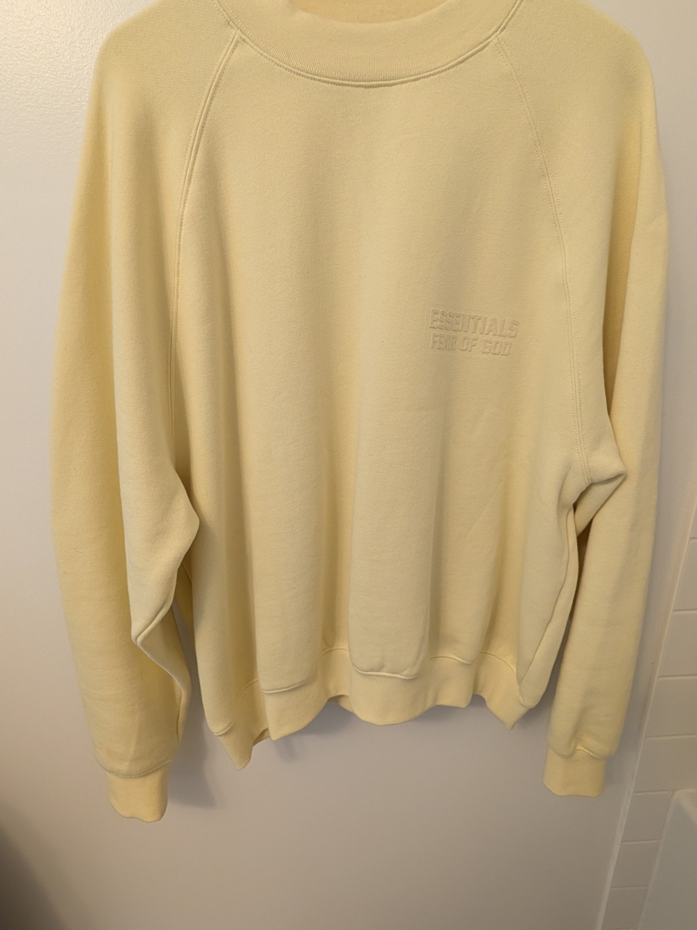 Fear of God ESSENTIALS Sz S Men’s Cream Crewneck Sweatshirt